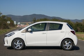 Toyota Yaris 1.5 Hybrid CVT - 5