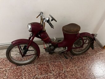 JAWA 50 / 550 rok výroby 1955 - 223. vyrobený kus - 5