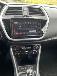 Suzuki SX4 S-CROSS - 5