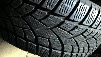 2 ks ZIMNÉ 235/50 R19 103H DUNLOP cca 6-6,5 mm LEN 35,-€/kus - 5