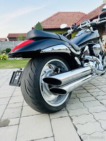 SUZUKI Intruder 1800r - 5