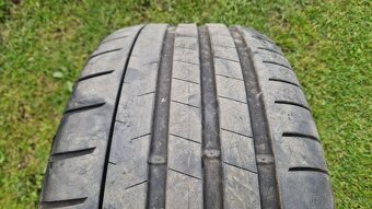 Letné pneu Kumho, 265/40 R20 - 5