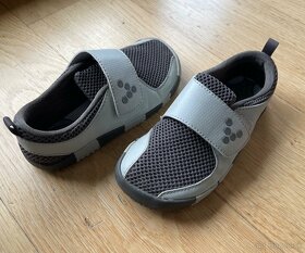 Vivobarefoot 29 - 5