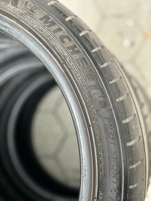 Michelin Pilot Sport 4 225/40/ZR18 92Y - 5