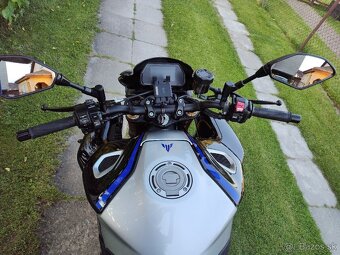 YAMAHA MT-10 SP - 5