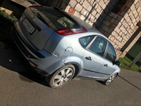 Predám Ford focus tdci - 5