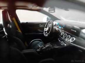 1:18 - Mercedes AMG GT 63 S 4Matic (2022) - Norev - 1:18 - 5