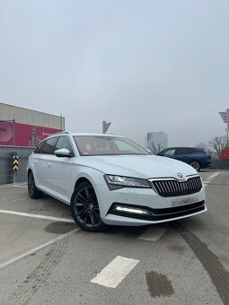 Predam Škoda Superb Combi Premium Edition FL 2.0TDI DSG - 5