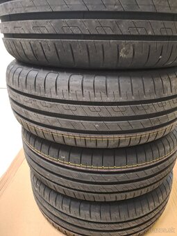 Pneu 195/55R16 Goodyear - 5