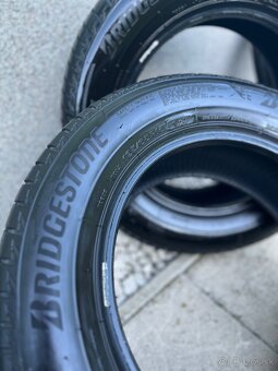 Predám letné pneu Brigestone 195/65 R15 - 5