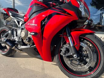 Honda CBR1000RR - 5