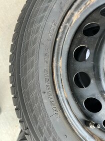 Zimné pneumatiky Yokohama 205/60 R16 + plechové disky KIA - 5