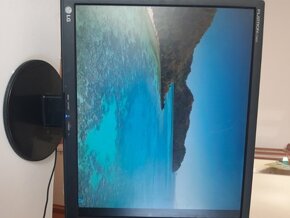 19 monitor LG na VGA - 5