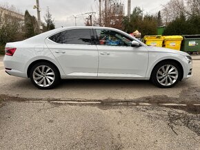 Škoda Superb 2.0 TDI 2022 - 5