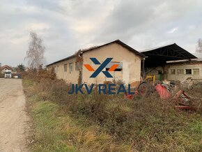 Výrobné haly/sklady na predaj s pozemkom 4625m2 - Chynorany - 5