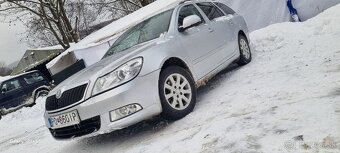 Predám skoda octavia 1.6tdi 77kw 2010ročnik - 5