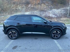 Peugeot 2008; GT; 1.2. benzín; automat - 5