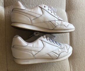 ———Biele tenisky Reebok Royal Classic, 38, 6.40 E———- - 5