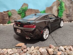 Prodám model 1:18 Chevrolet Camaro 2017 - 5