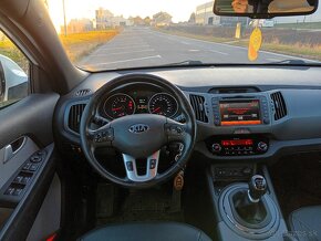 KIA SPORTAGE,1,7 CRDI, R.V.: 09/2015, MANUÁL - 5