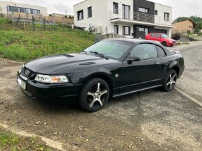 Ford Mustang 3.8i SLEVA 800€ do 1.12. - 5