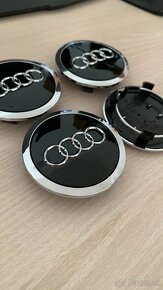 Audi stredové krytky diskov 69mm - 5