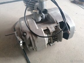 Motor na CZ 175/ 487 - 5