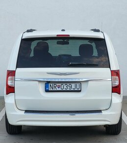 Chrysler Town&Country 3.6l V6 (REZERVOVANÉ) - 5