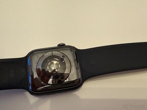 Apple Watch Series 5 44mmGPS, Vesmírne šedé hliníkové puzdro - 5