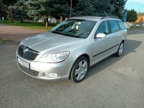 ŠKODA OCTAVIA COMBI 2.0 TDi 103kW ELEGANCE - 5