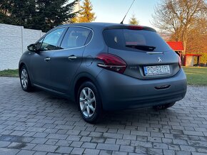 Peugeot 208 1.2 PureTech UrbanSoul, 60kW, 2015, 132 700km - 5