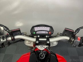 Ducati Monster 796 - 5