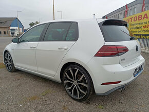 Volkswagen Golf 7,5 GTD  2.0 TDI - 5