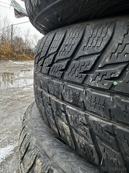 225/65 r17 nokian - 5