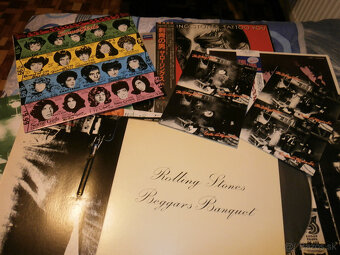 VINYL QUEEN PLUS ROLLING STONES A INE - 5