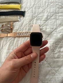 Apple watch 4 ,40 mm - 5