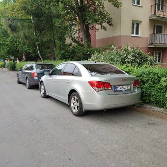 Chevrolet Cruze Sedan 1.6 16V (124 Hp) 2011 - 5