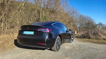 Tesla Model 3 standard range plus - 5