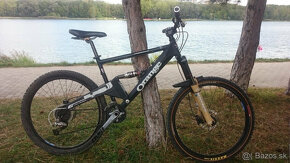 DH 2x Specialized big hit 3 fox, x9 479eur. Orange sub5 bomb - 5