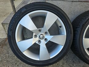 Letne kolesa Skoda Octavia 3 5x112 r17  225/45 r17 - 5