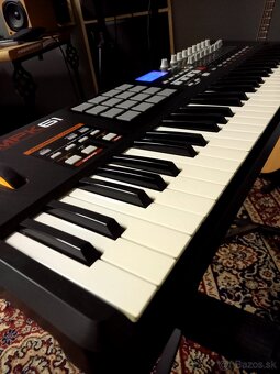 KLavesy Akai MPK 61 Professional - 5