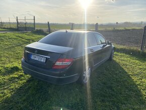 Mercedes W204 c220 NEPOJAZDNÉ - 5