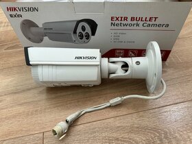 Predám kamery Hikvision + POE switch - 5