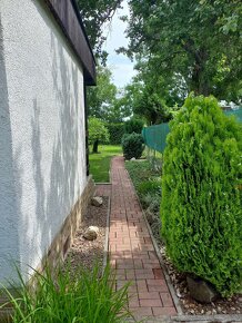 CHATA s peknou záhradou, pozemok 317 m2, - 5
