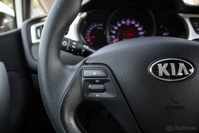 Kia Cee´d 1.4 CVVT - 5