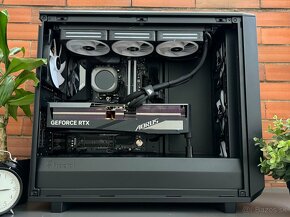 ➡️Ryzen 7 7800X3D\32GB\RTX 4080S\SSD-HDD\1000W Zdroj\zár.48m - 5