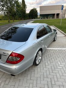 Mercedes-Benz E320 W211 - 5