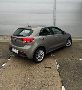 KIA RIO 1.4 CRDi 16V  - Platinum - 47.000km - SK ŠPZ - 5