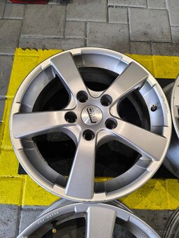 5X114,3 R16 CMS Hyundai-Kia-Mazda-Alu disky+TPMS Senzor - 5