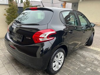 Peugeot 208 1.4VTI Sport 70kw - 5